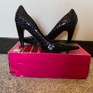 BCBG Girls Black Croc Heels 4” Size 10 - Never Worn